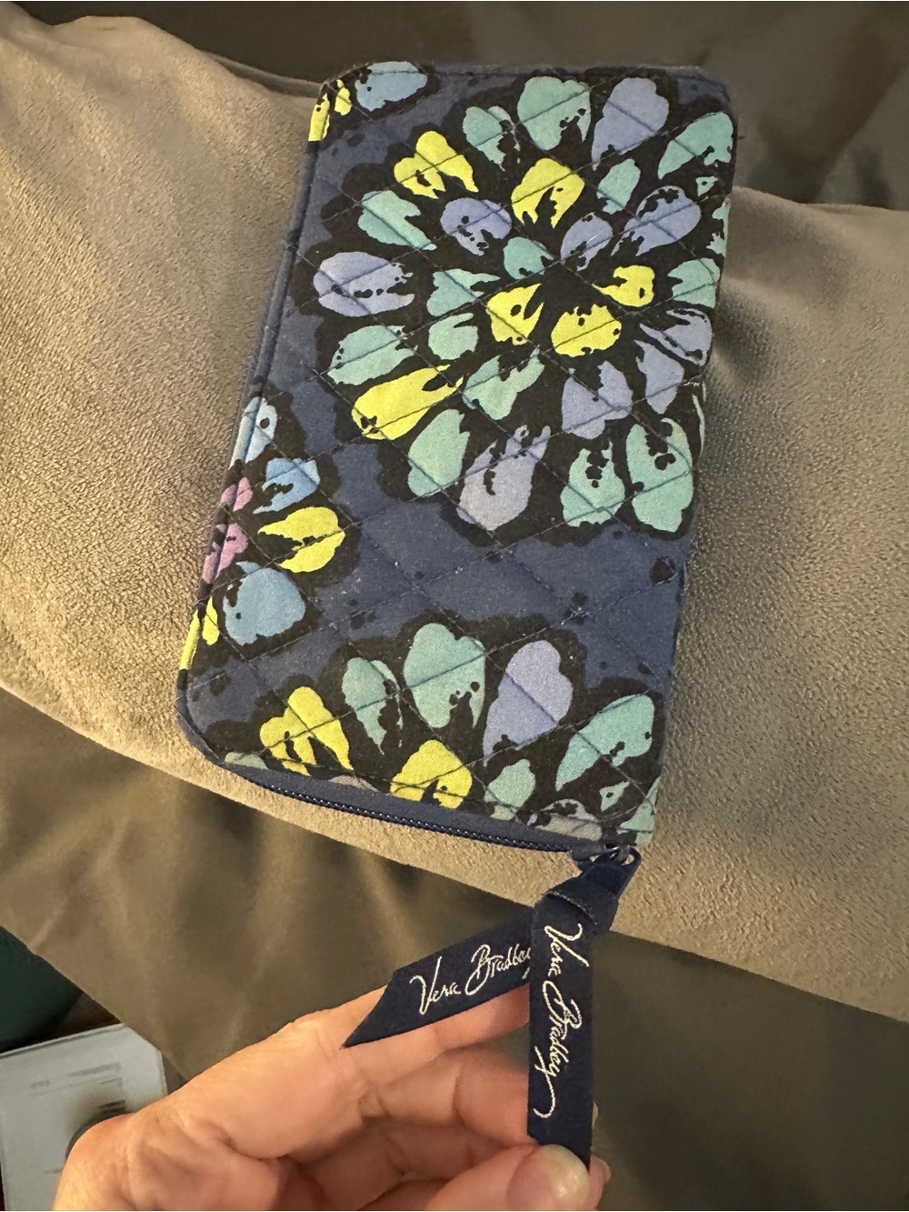 Vera Bradley accordion wallet. Indigo Pop floral design - Picture 2 of 3
